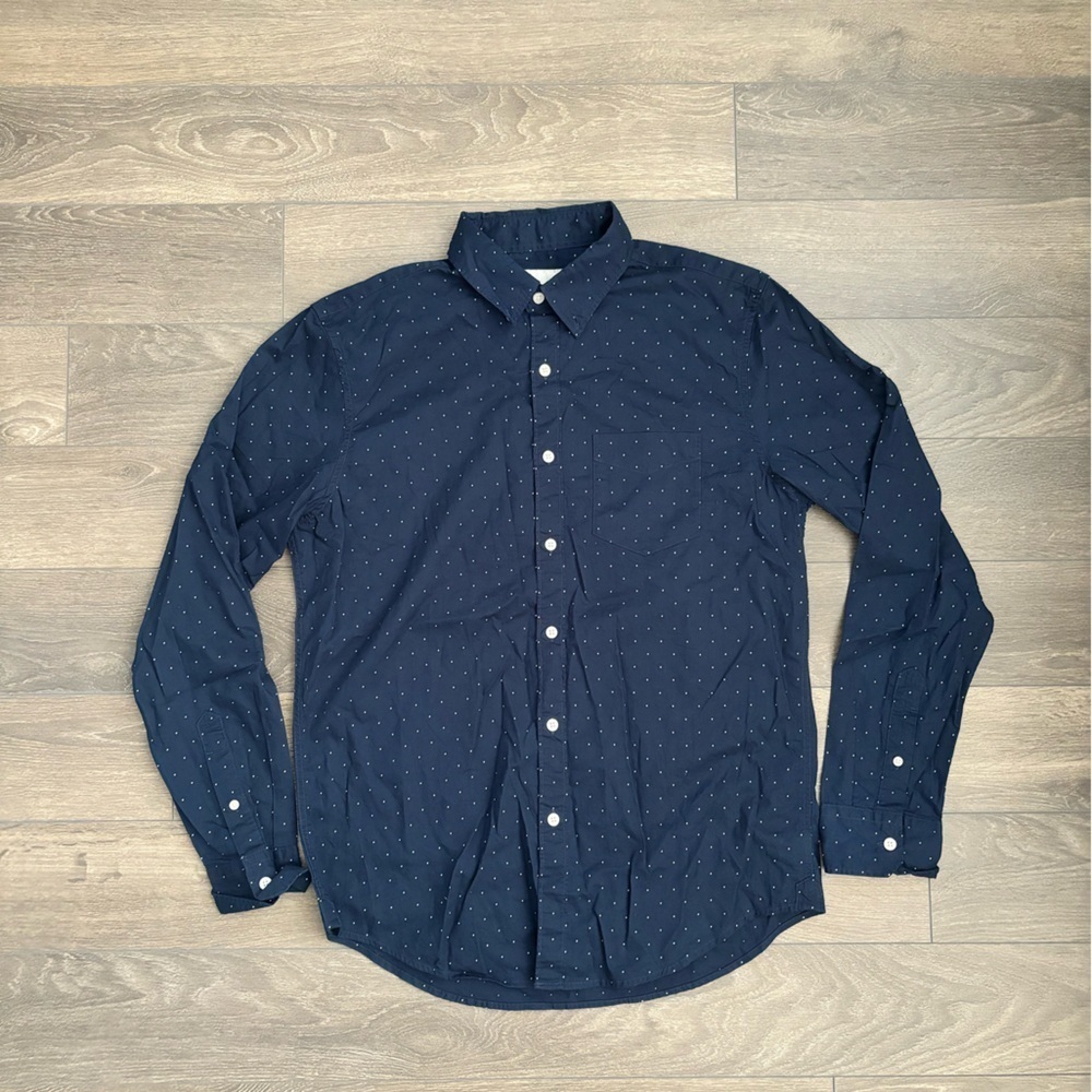 A&E Dotted Button Down